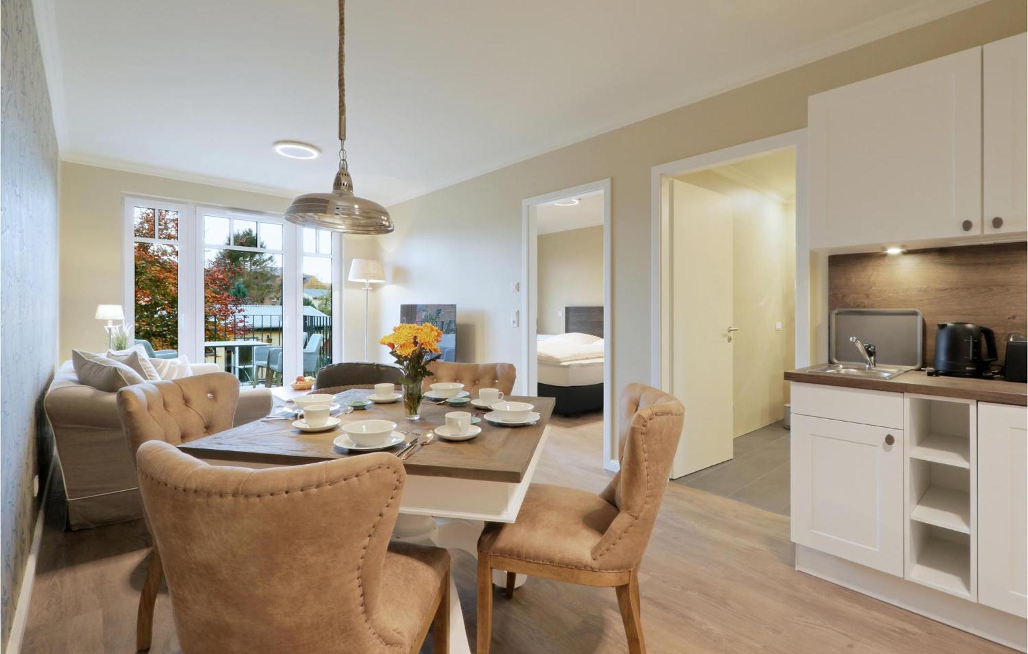 Awesome apartment in Ostseebad Boltenhagen with 2 Bedrooms, Sauna&WiFi Buitenkant foto
