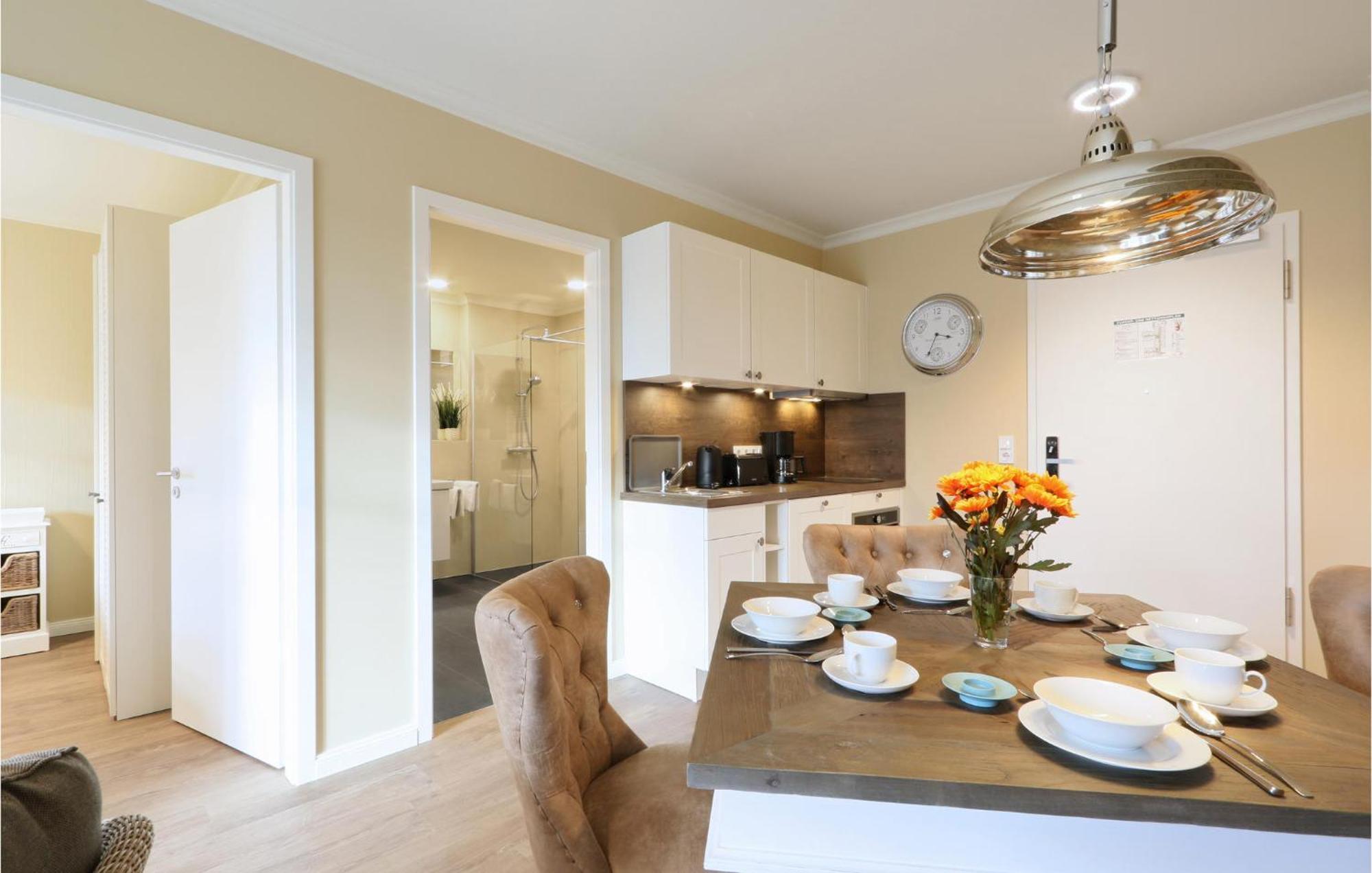 Awesome apartment in Ostseebad Boltenhagen with 2 Bedrooms, Sauna&WiFi Buitenkant foto